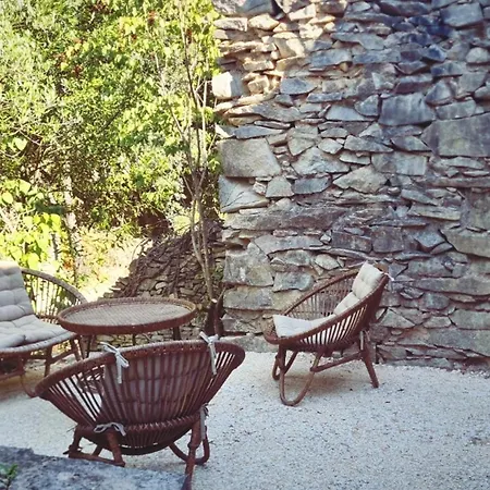 Le Clos De La Tour D'oerrianh Bed & Breakfast