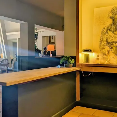 Le Clos De La Tour D'oerrianh Bed & Breakfast *